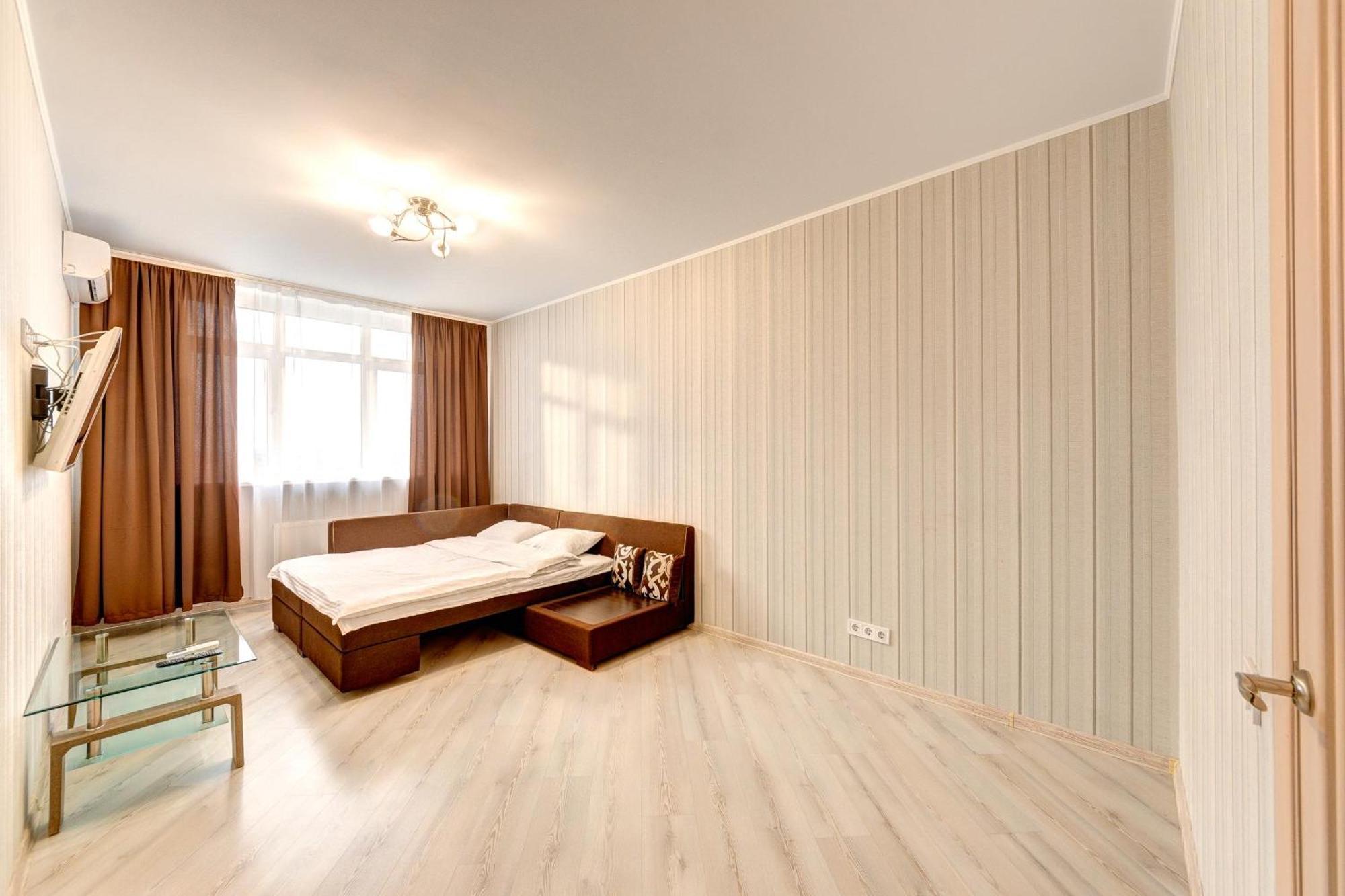 Apartment Voskresenska 18 , Парковые Озера Киев Номер фото